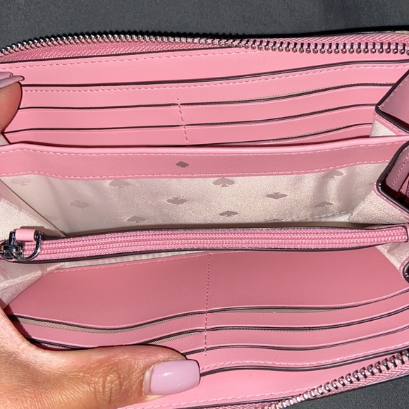 Kate Spade Wallet - Picture 5 of 5